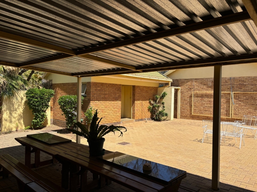 4 Bedroom Property for Sale in Wilkoppies North West